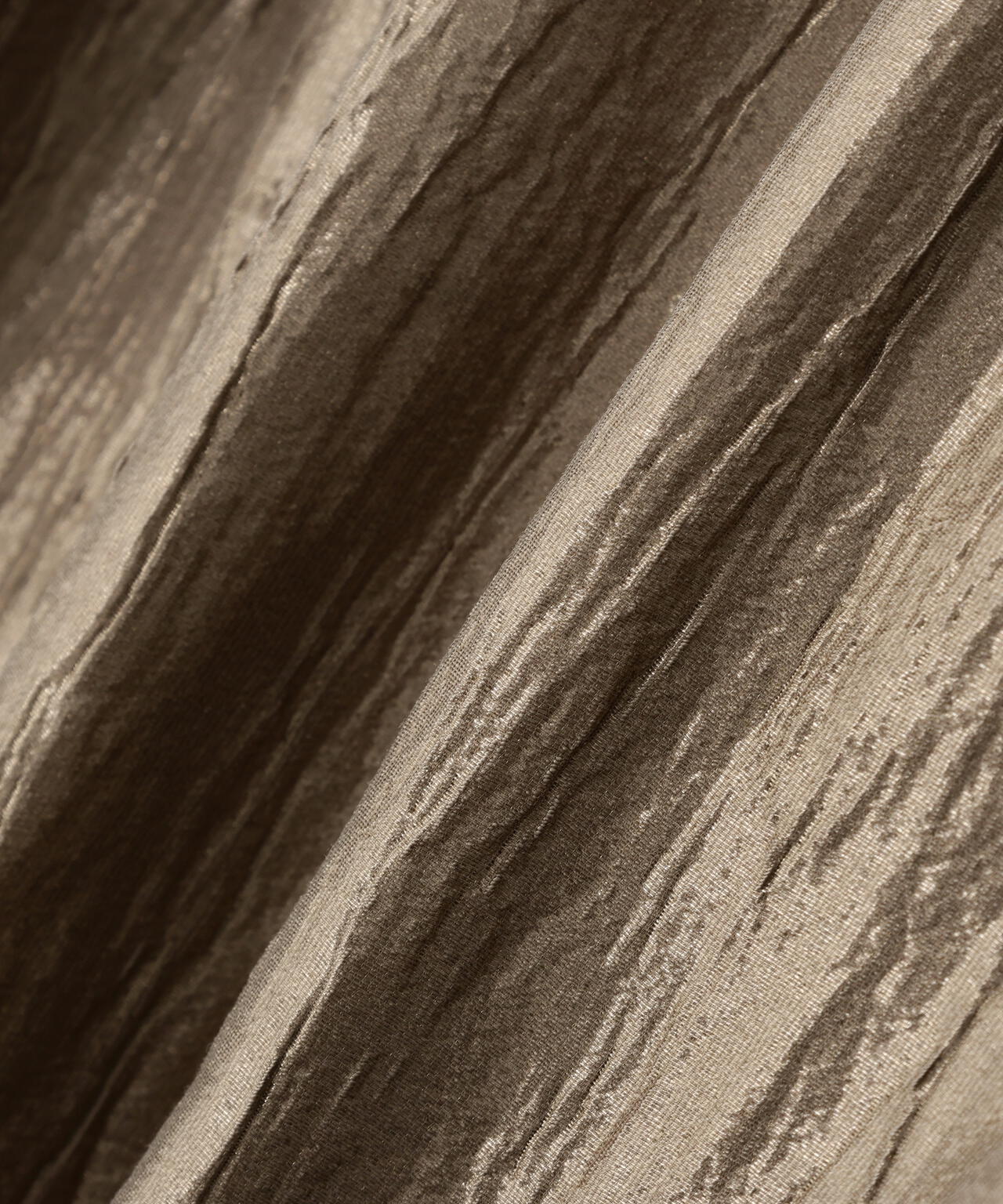 シャイニーティアードスカート