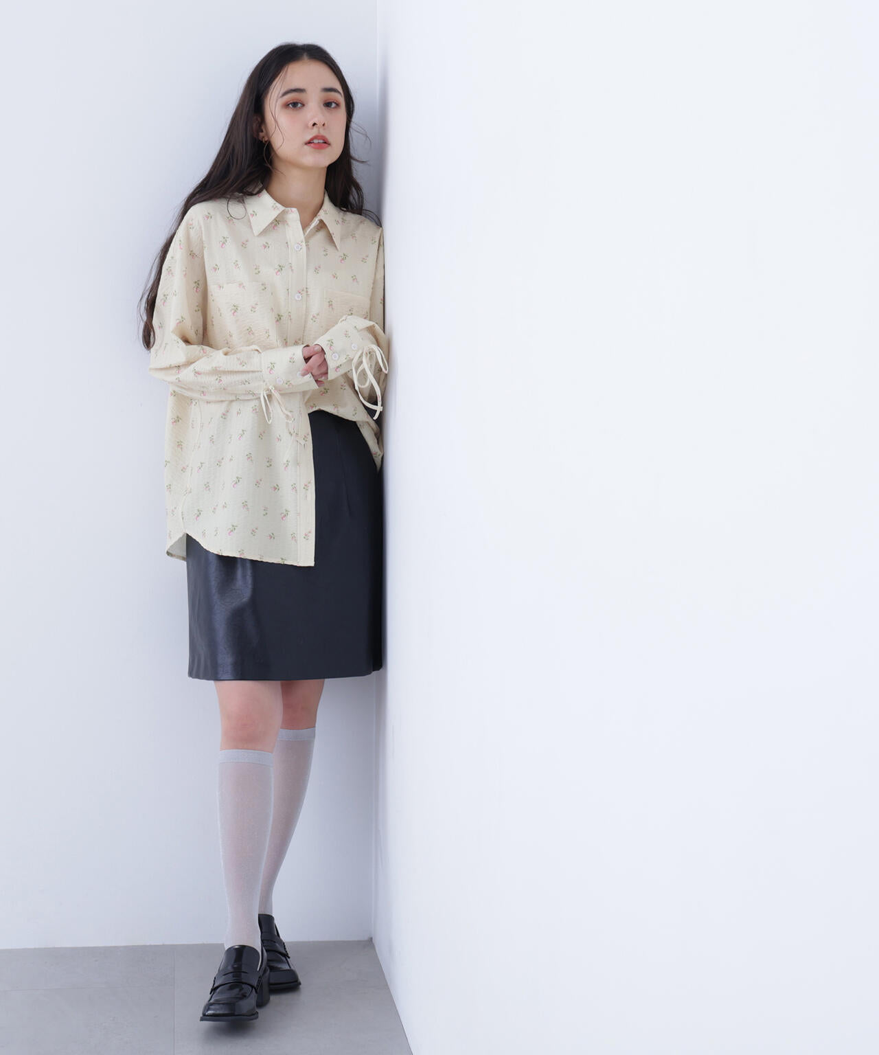 フェイクレザーミニスカート