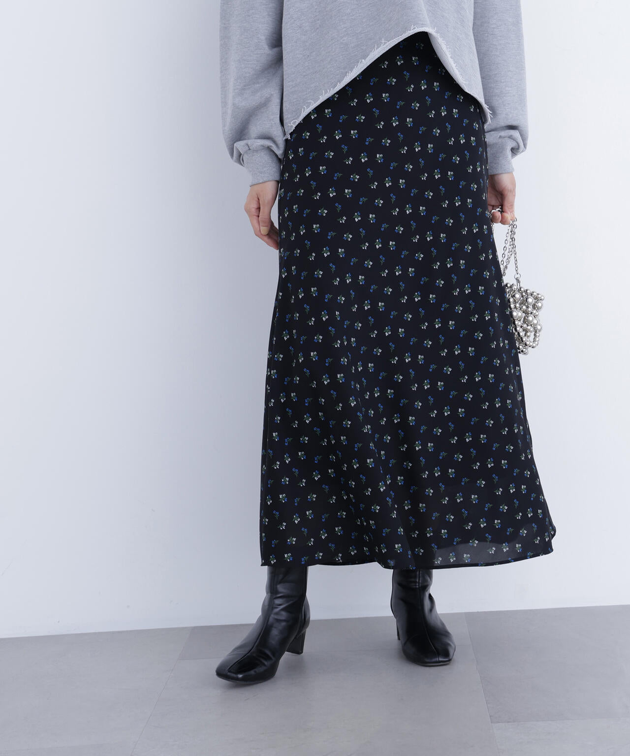 フラワープリントナロースカート