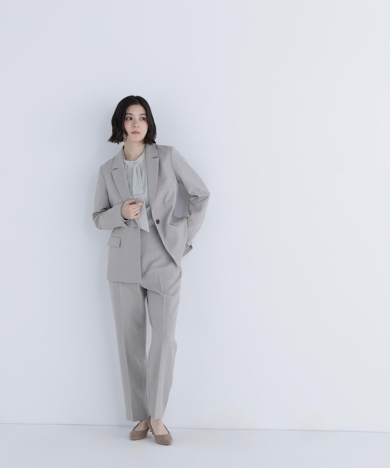 ナチュラルビューティーベーシック（NATURAL BEAUTY BASIC）/メランジシャークスキン SETUP ストレートパンツ メランジシャークスキン SETUP ストレートパンツ | NATURAL BEAUTY