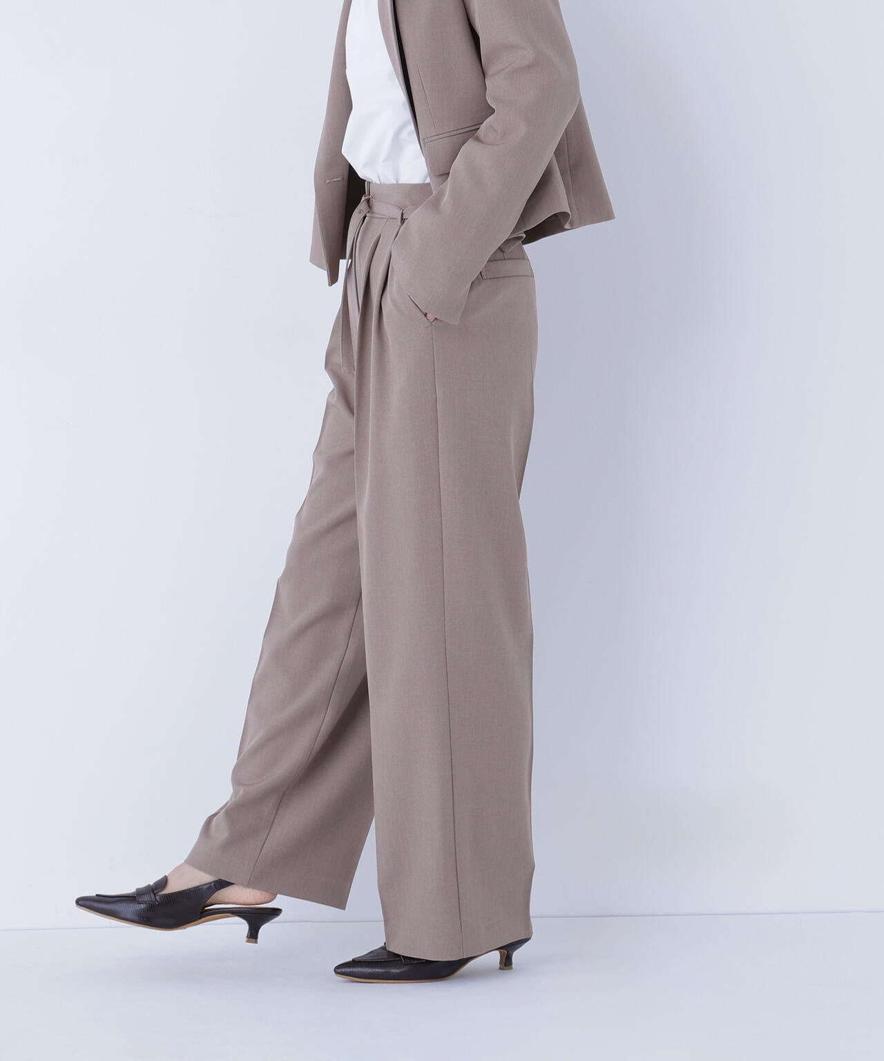 現行 Ballsey バックタックブラウス 36 ライトベージュ 日本製 美品 Ballsey（ボールジィ） ブラウス シャツ サンディジョーゼット