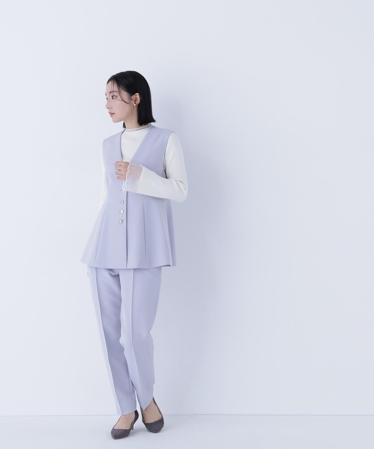 フロントボタンペプラムジレ SETUP テーパードパンツ