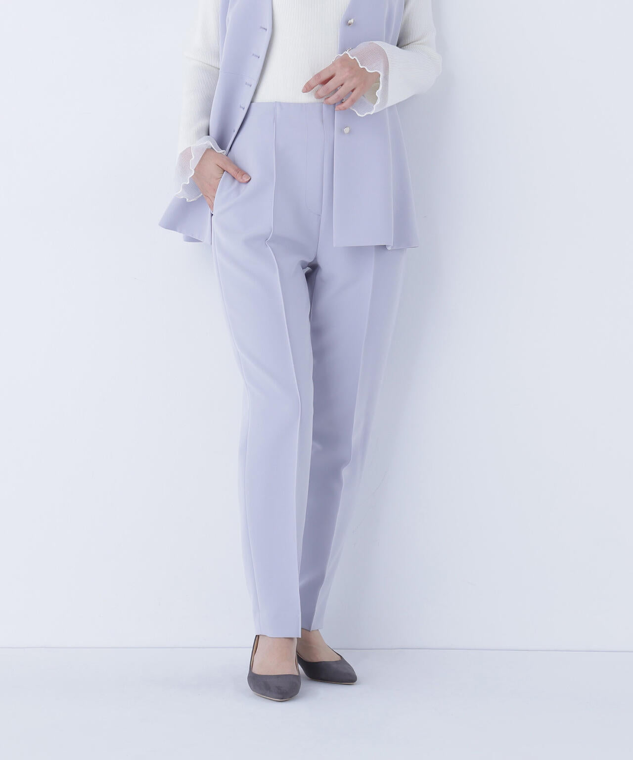 フロントボタンペプラムジレ SETUP テーパードパンツ