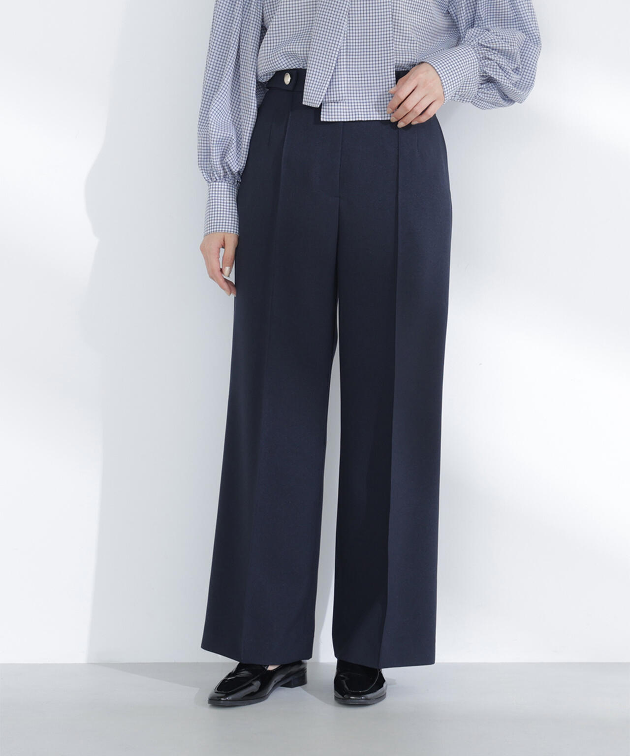 ゴールドボタンワイドパンツ