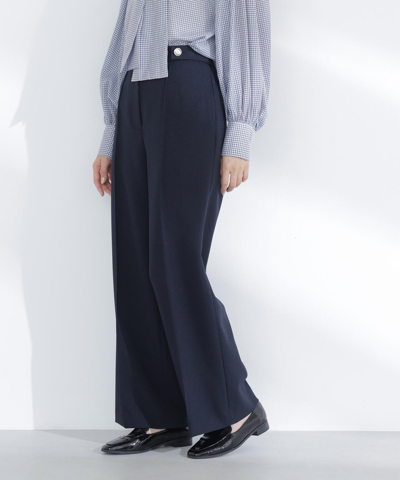 ゴールドボタンワイドパンツ