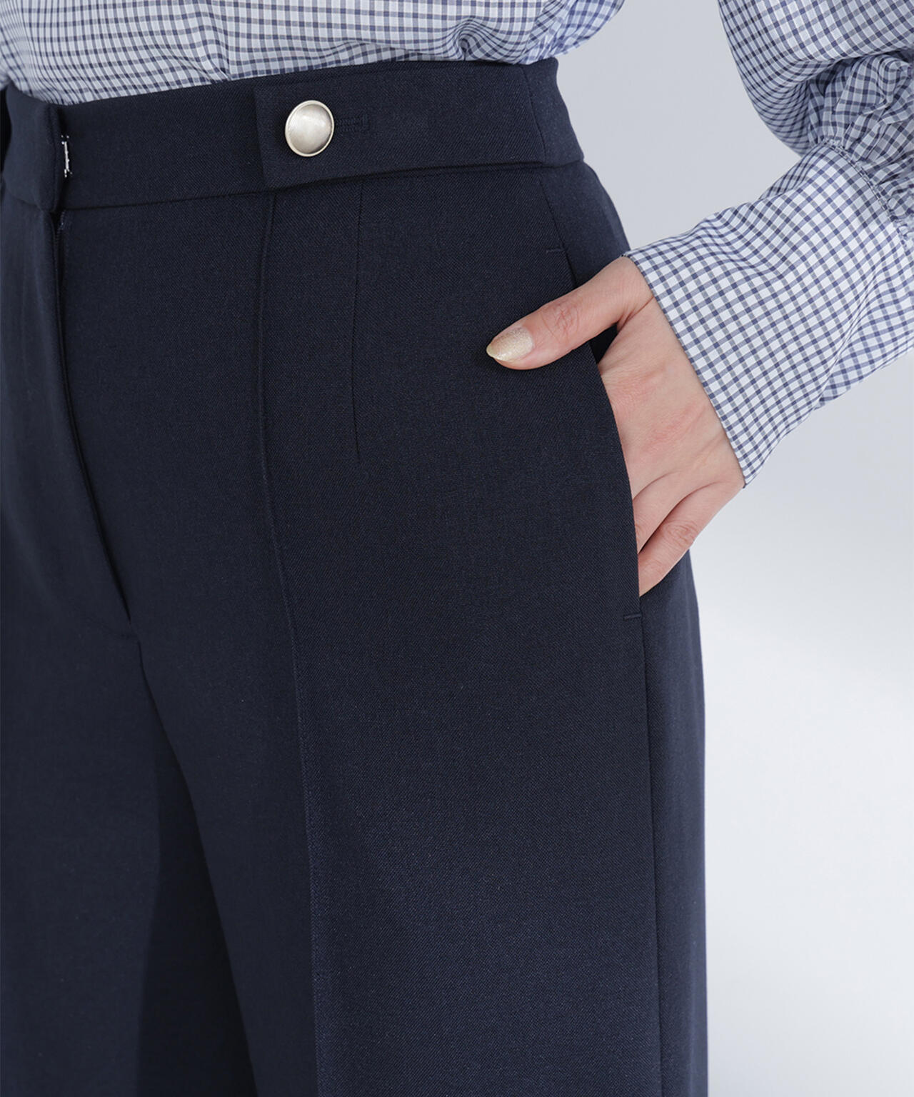 ゴールドボタンワイドパンツ