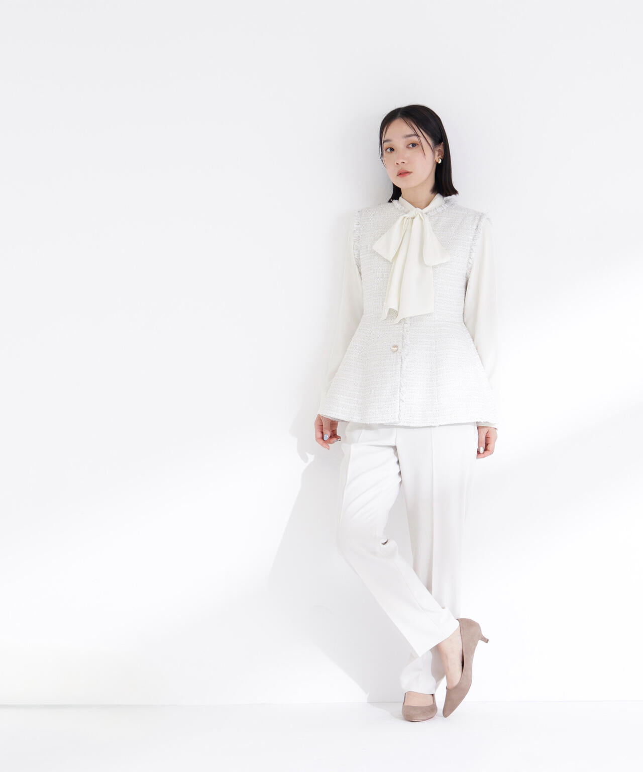 カラーテーパードパンツ