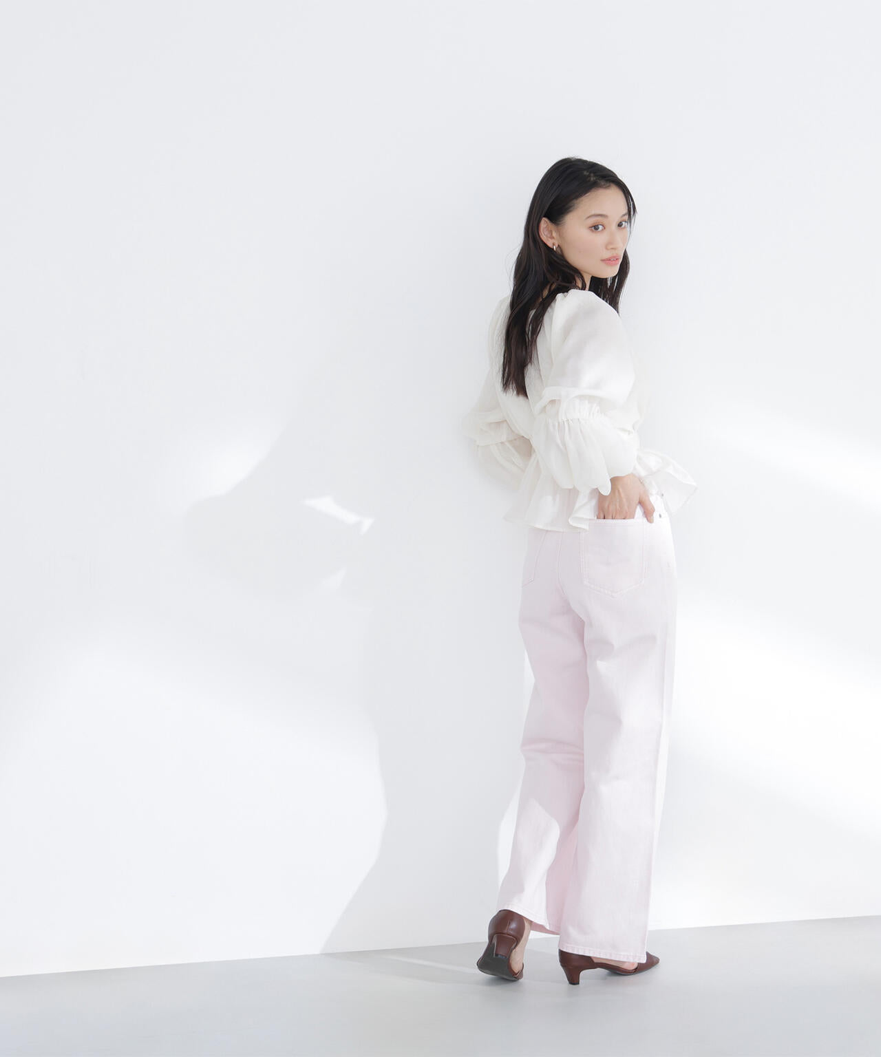 ワイドストレートデニムパンツ