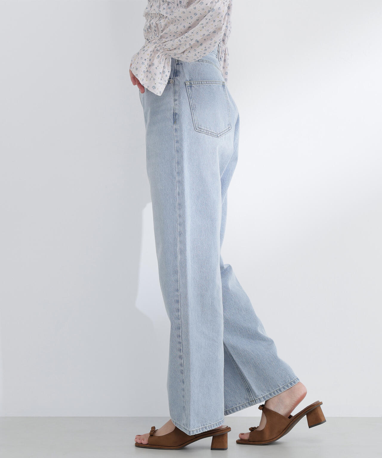 ワイドストレートデニムパンツ