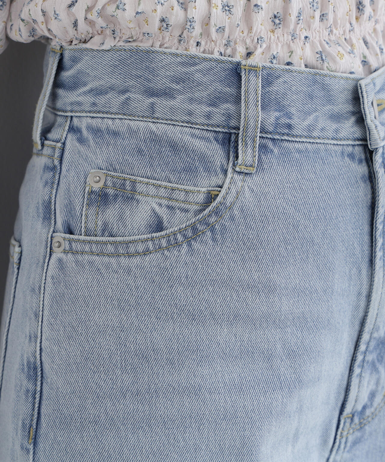 ワイドストレートデニムパンツ