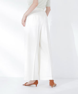 身長165　B:80 W:59 / H:85 / S:23.5 着用サイズ：M