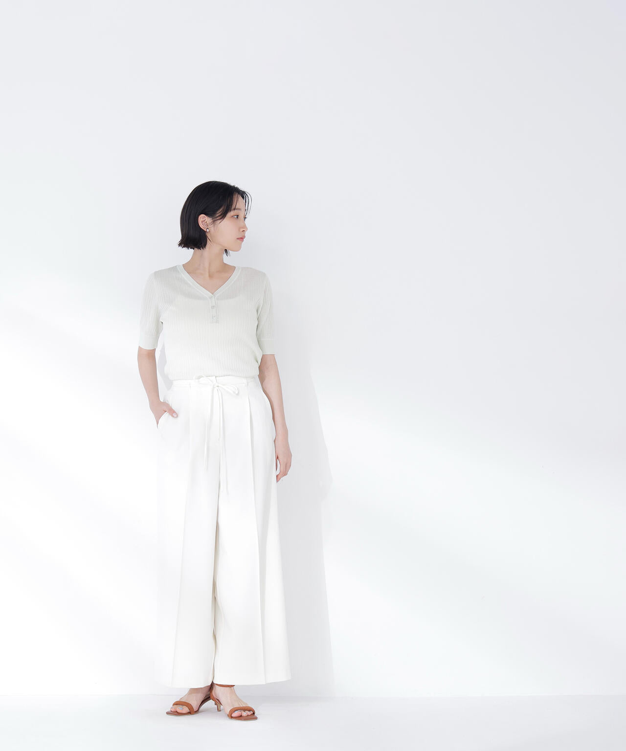 【NATURAL】タック ボリューム ワイドパンツ ユニクロ気に入り過ぎて全色買った！リニューアルされたワイドパンツ