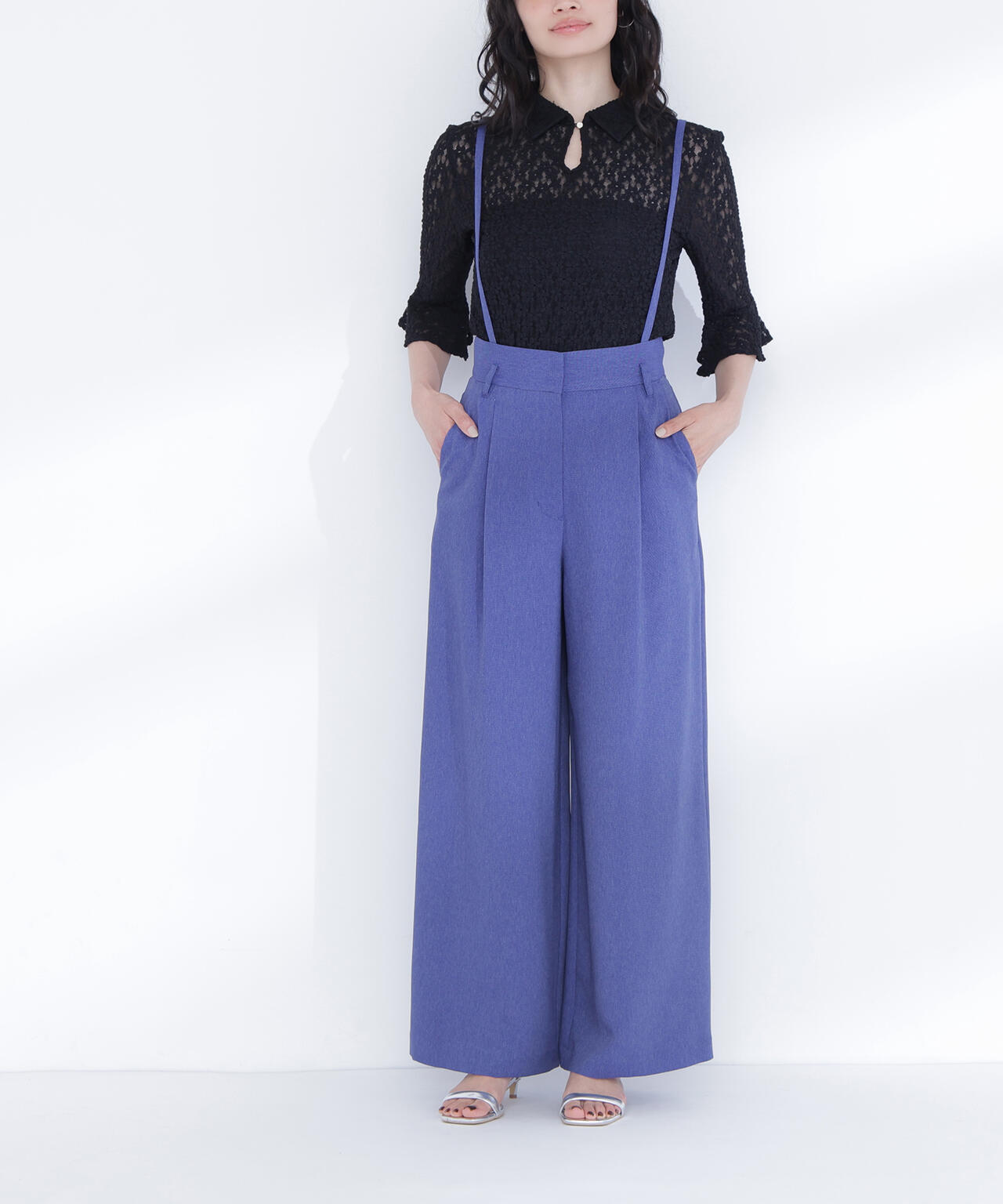 6/5～6/7 オンライン限定2buy10%OFF対象】サス付シャンブレーパンツ