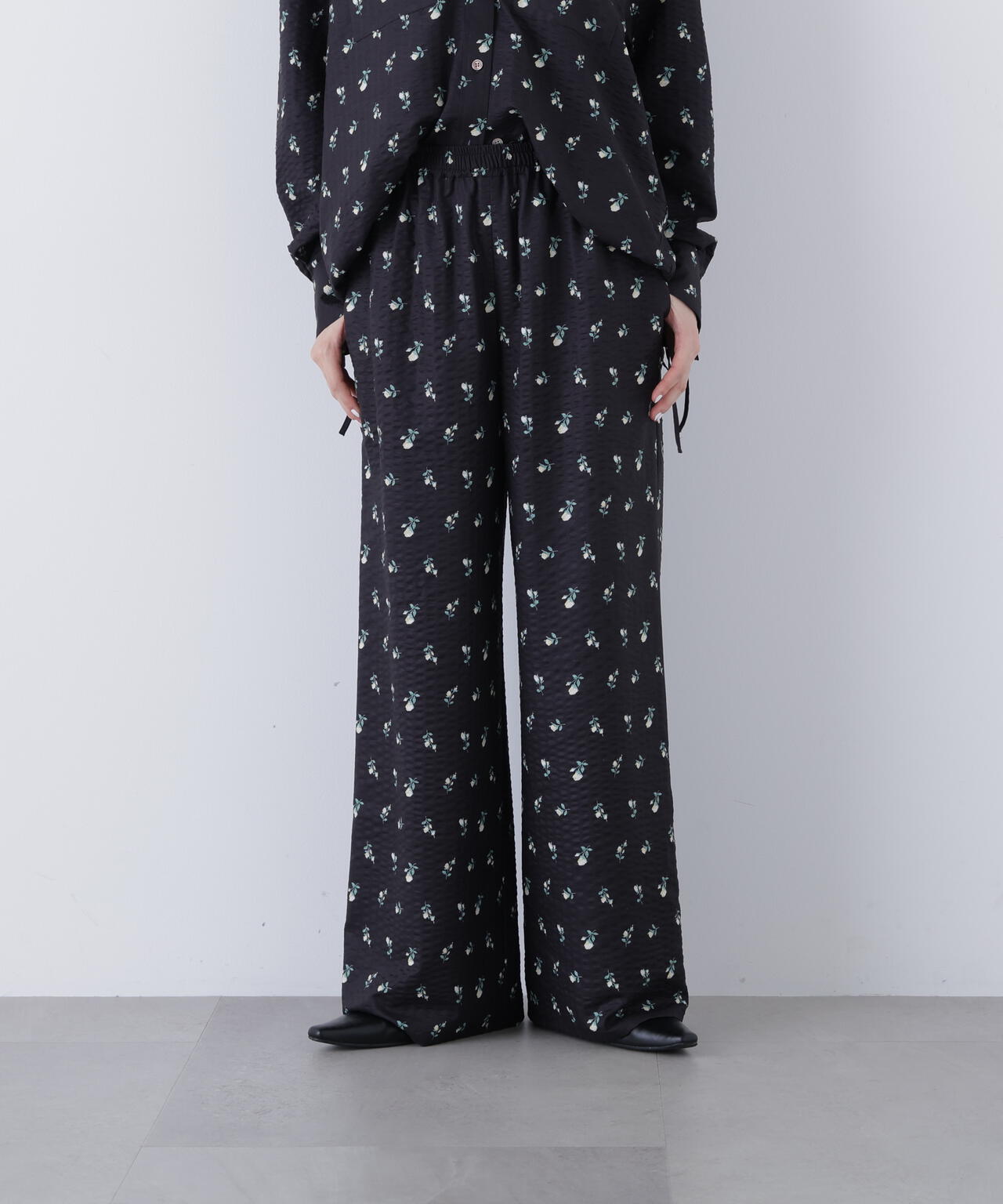 フラワープリント SETUP パンツ
