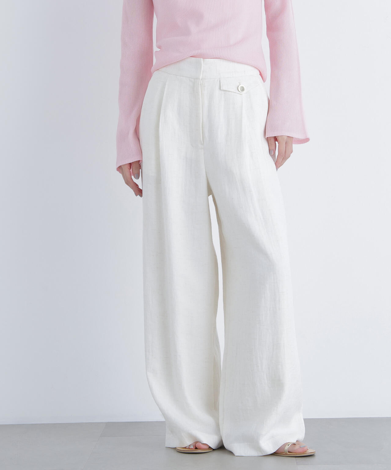 シンチバックワイドパンツ