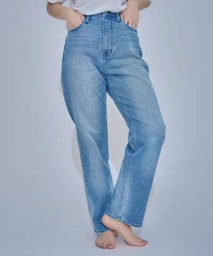 165cm B:81 W:55 H:87 着用サイズ：M