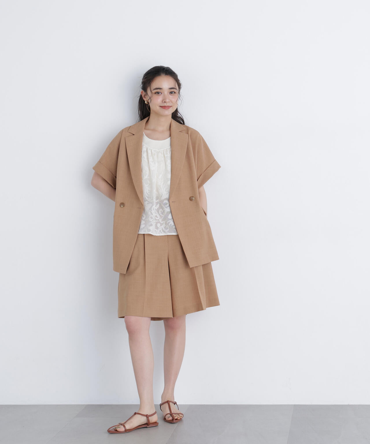 162cm 着用サイズ：FR