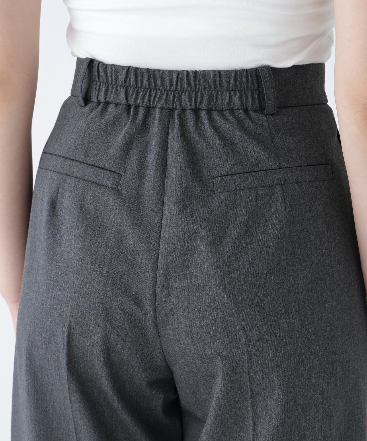 【365ユーティリティー】洗えて毛玉になりにくいタックワイドパンツ