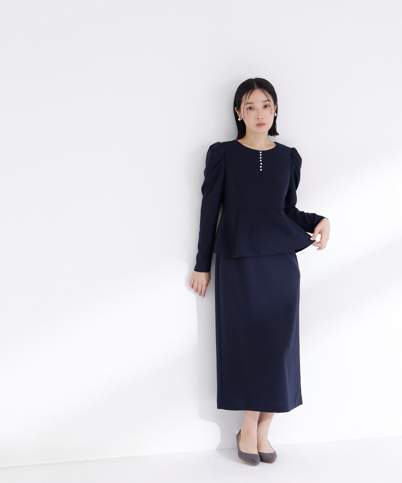 ラインパールペプラムワンピース