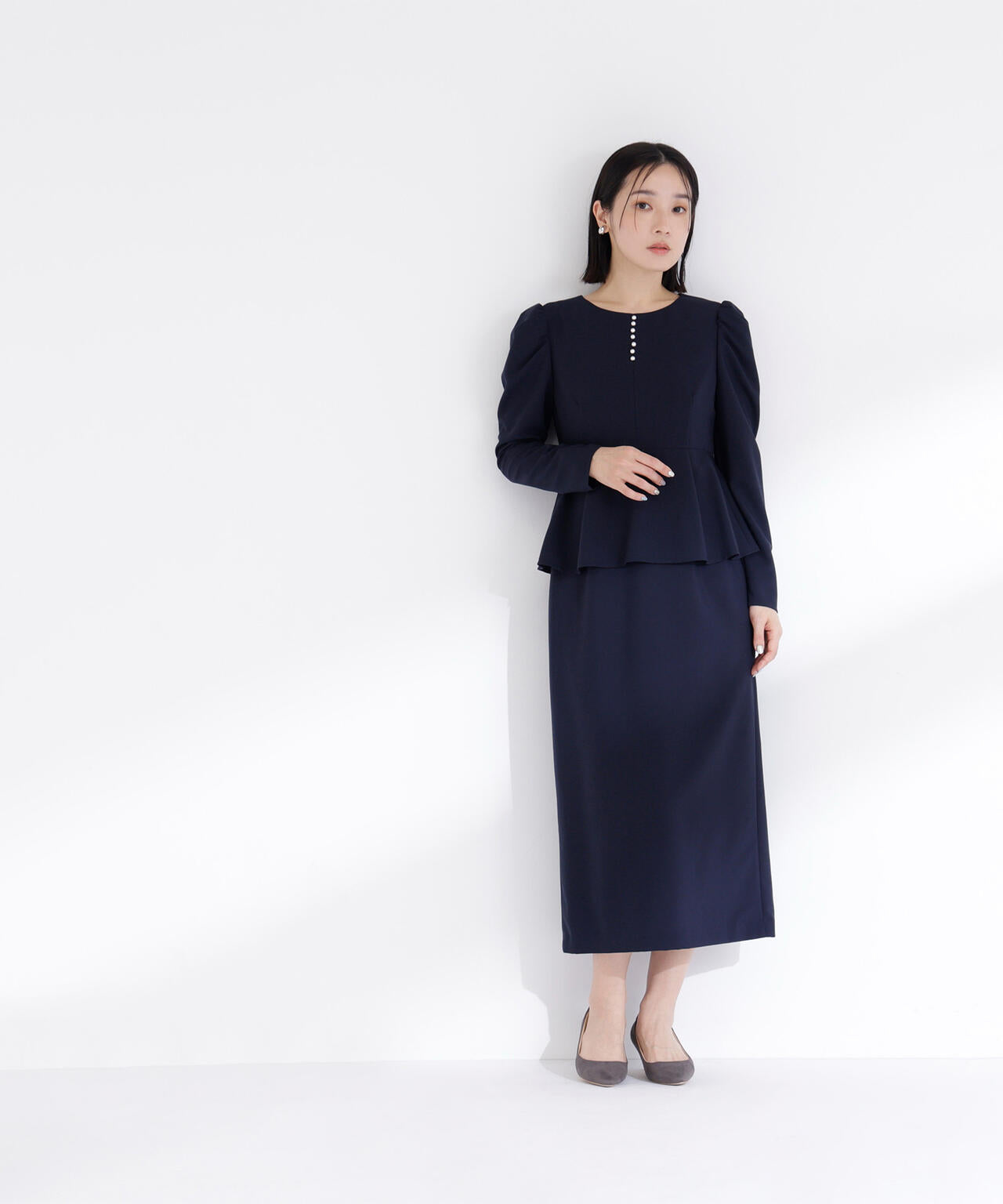パール付き ペプラムベスト　ワンピース2点 ルイルエブティック RUIRUE BOUTIQUE ストレッチ ｜ ノーカラー パール