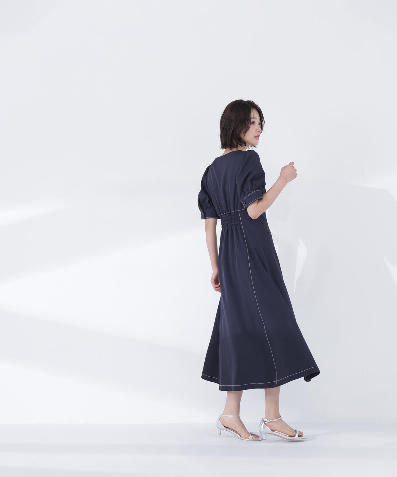【6/5～6/7 オンライン限定2buy10%OFF対象】バイカラーステッチワンピース