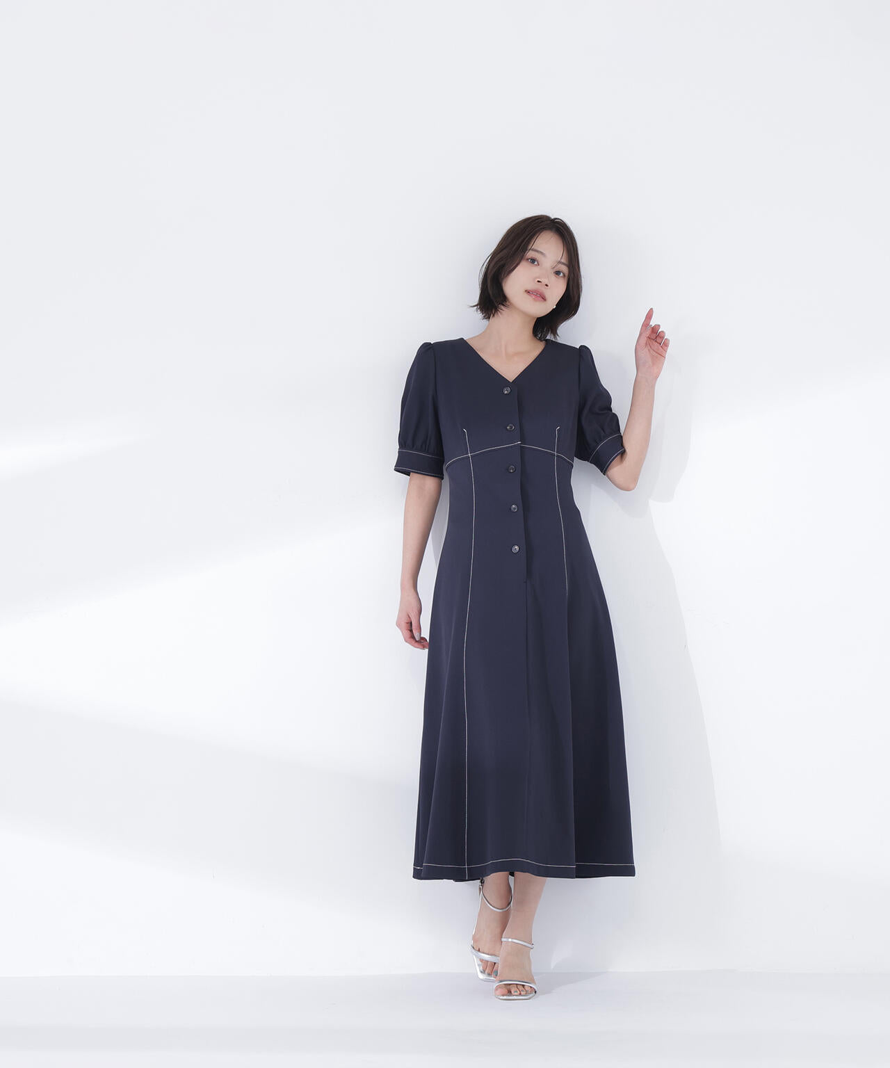 【6/5～6/7 オンライン限定2buy10%OFF対象】バイカラーステッチワンピース
