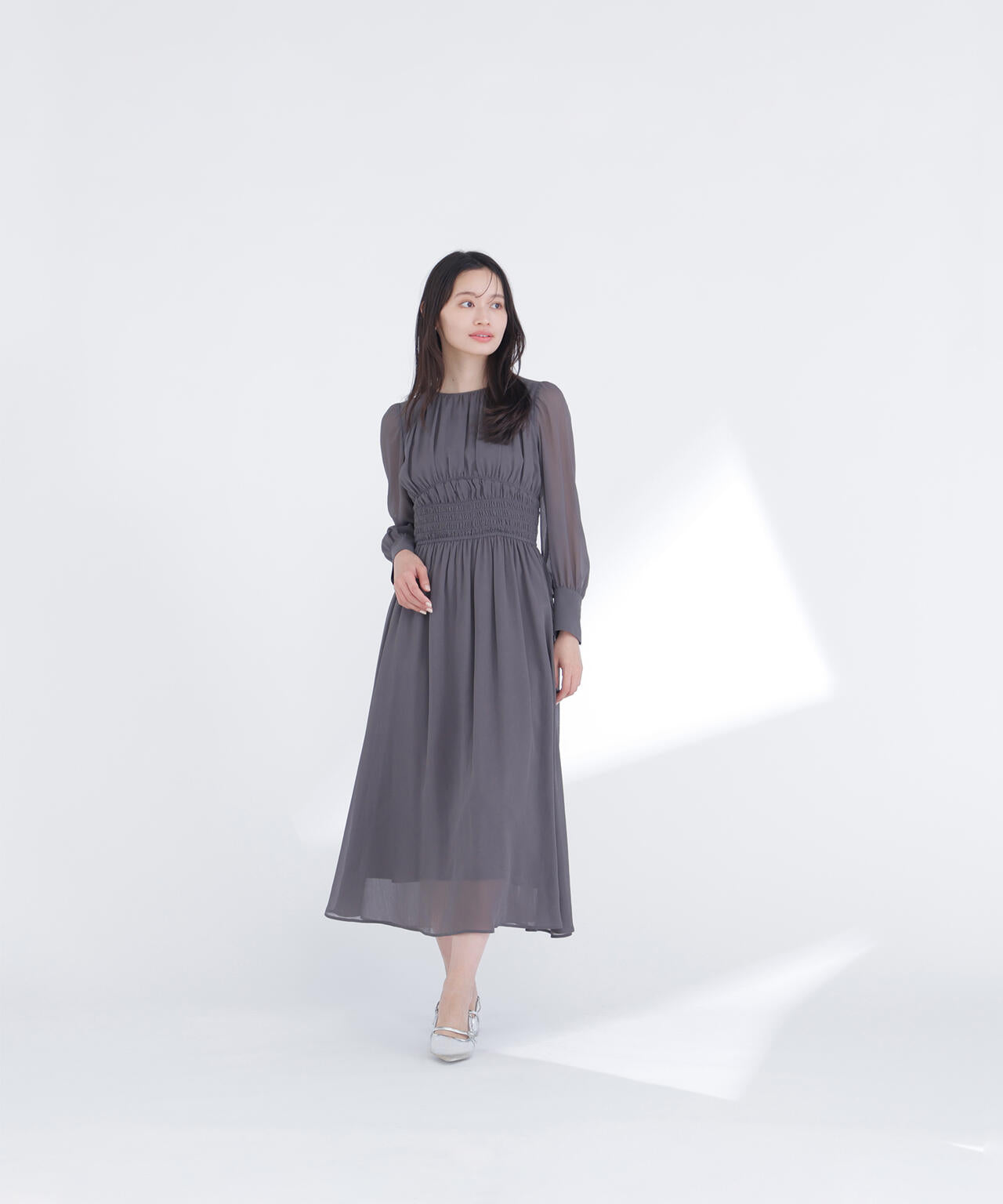 楊柳シャーリングワンピース