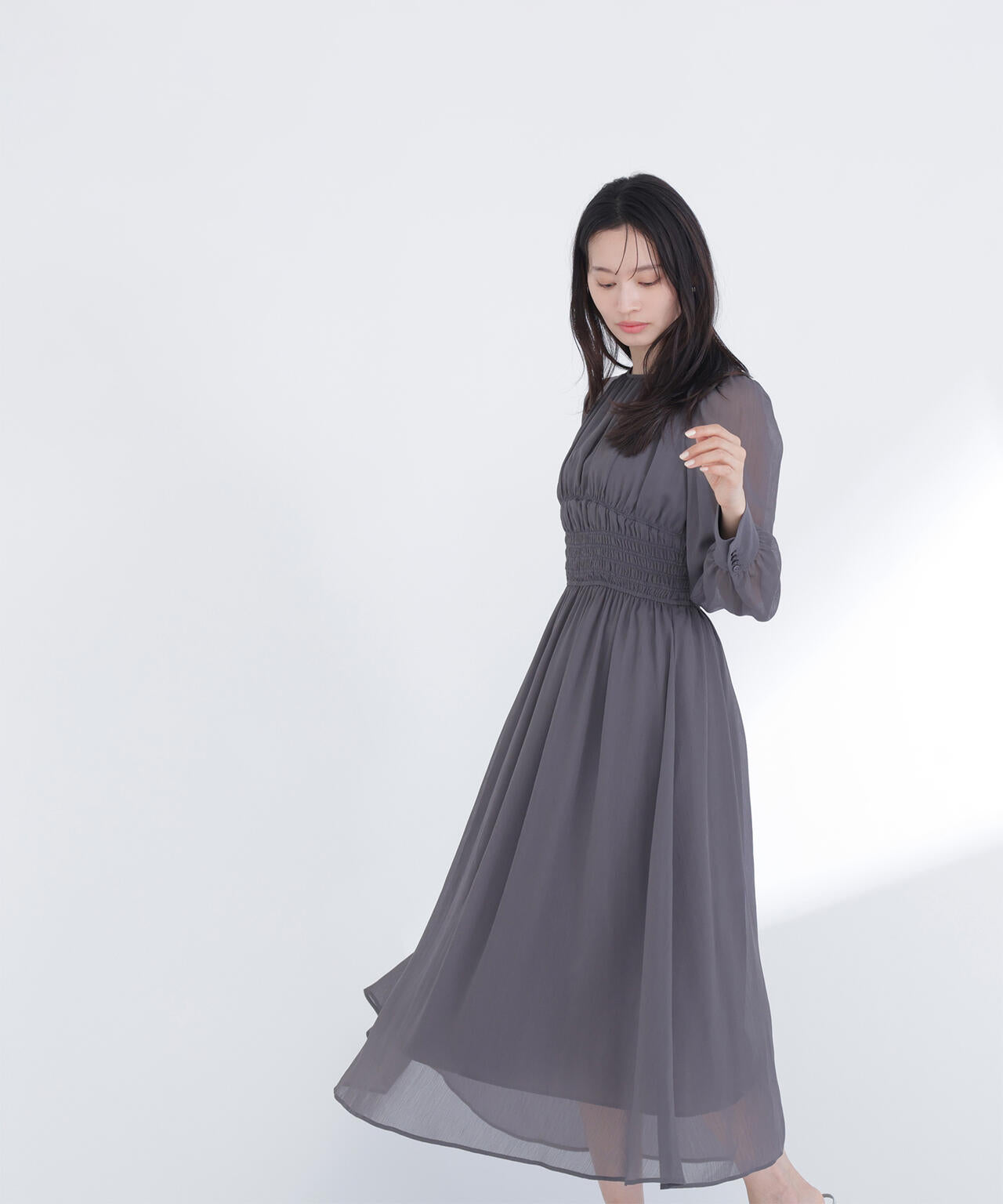 楊柳シャーリングワンピース