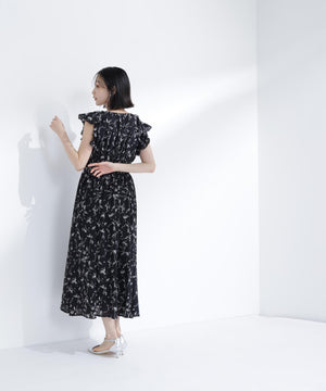 身長165　B:80 W:59 / H:85 / S:23.5 着用サイズ：M