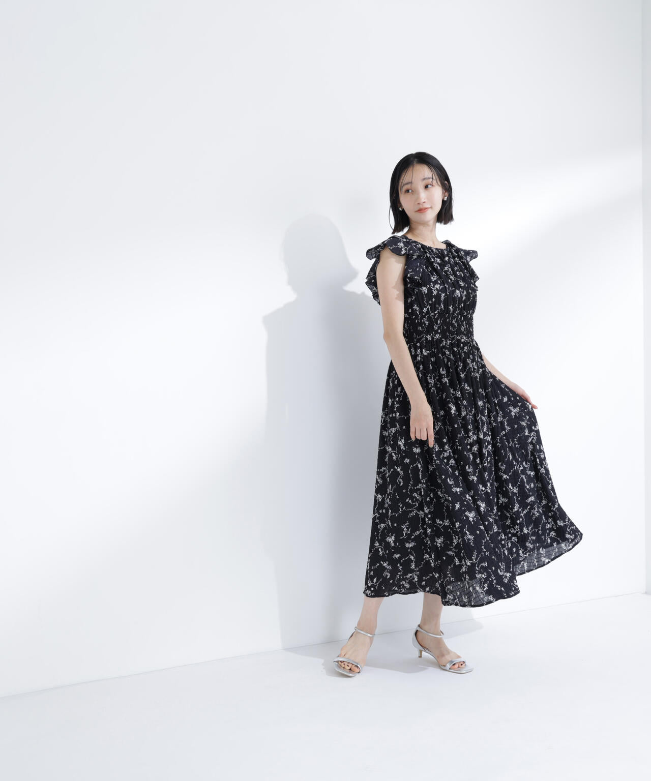フラワープリントフリルワンピース | NATURAL BEAUTY BASIC