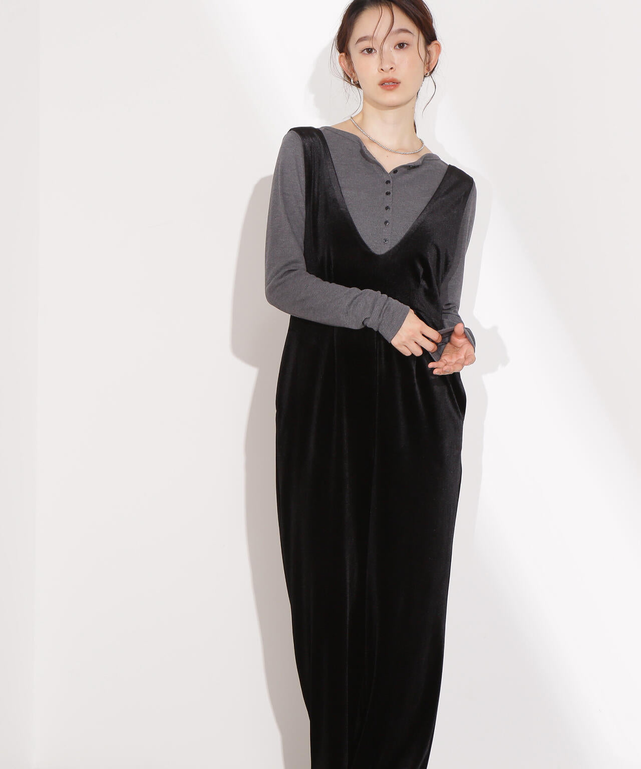 Vネックベロアサロペット | N. Natural Beauty Basic*（エヌ