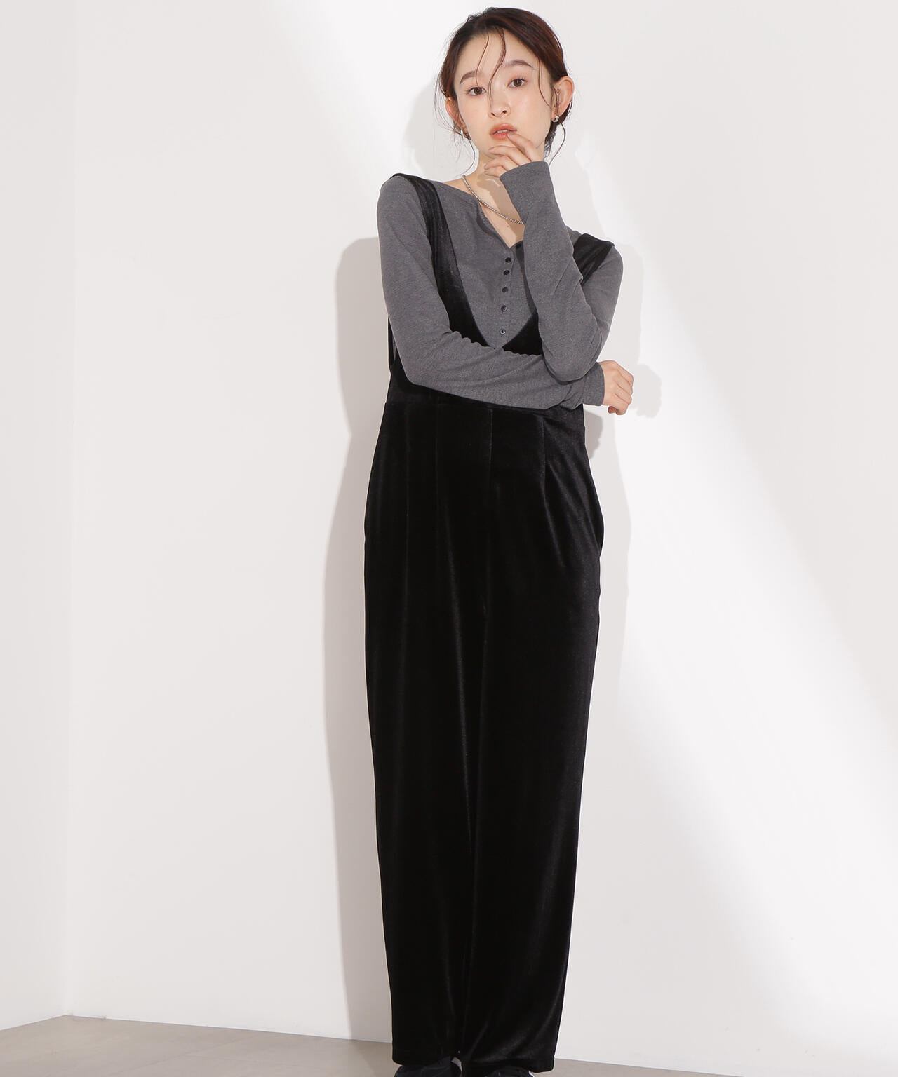 Vネックベロアサロペット | N. Natural Beauty Basic*（エヌ