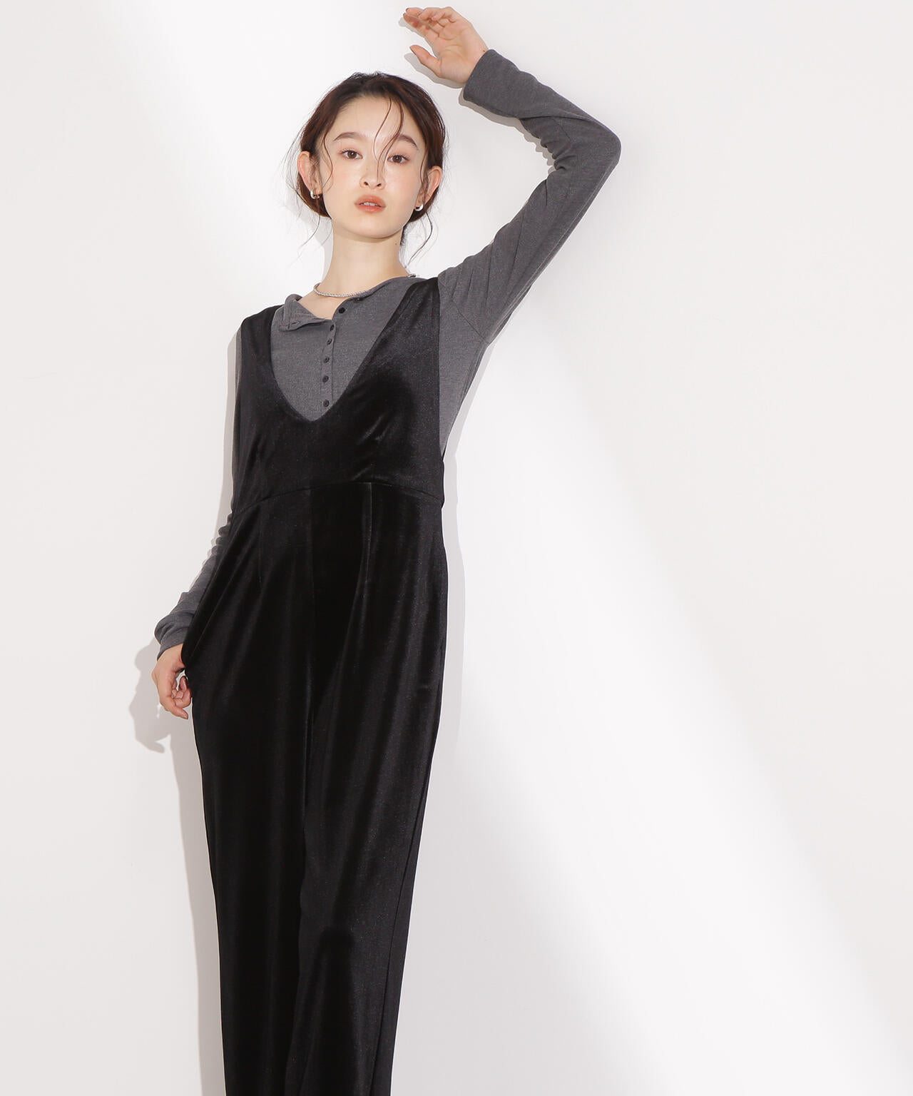 Vネックベロアサロペット | N. Natural Beauty Basic*（エヌ