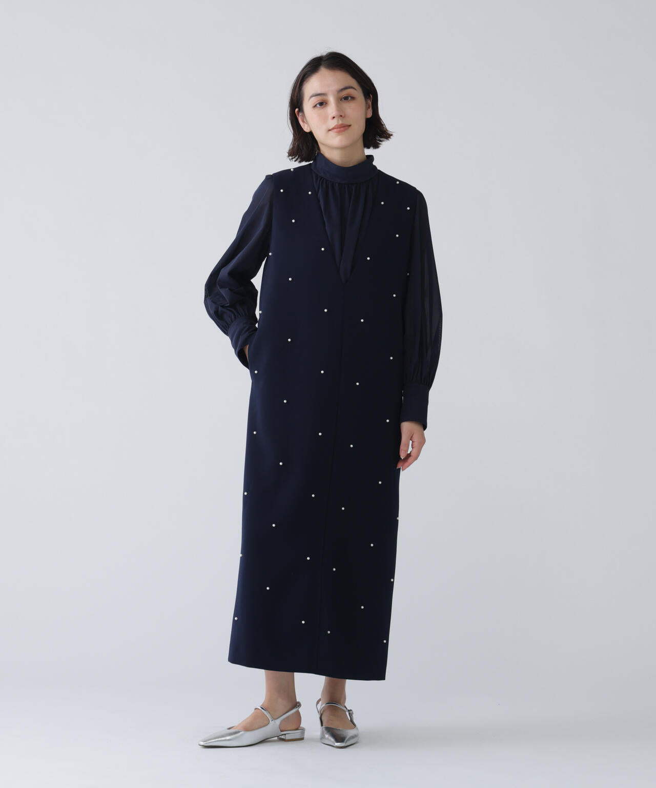 ＜瞬間コーデ＞着るジュエリー。パール付きジャンスカ