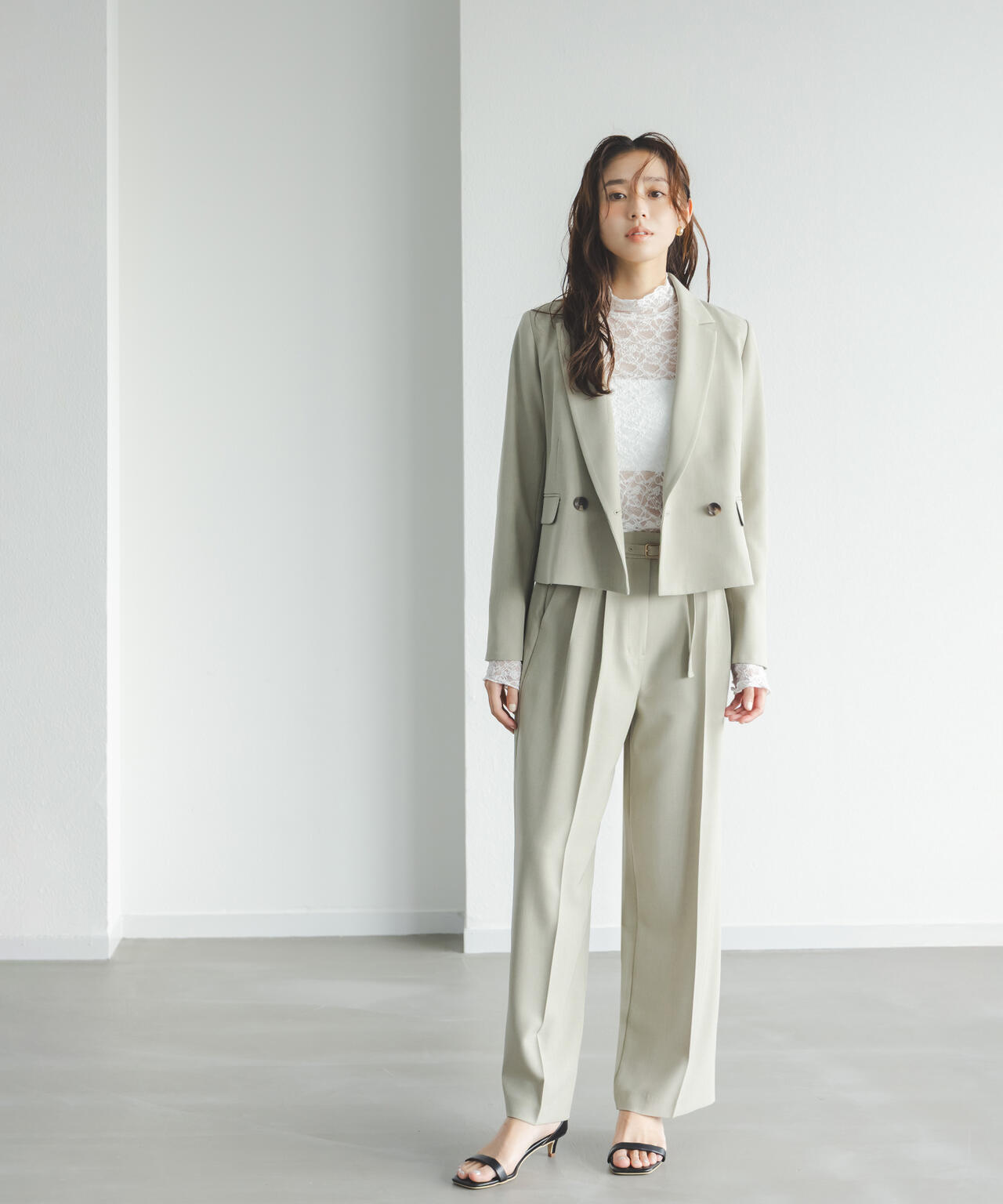 ナチュラルビューティーベーシック（NATURAL BEAUTY BASIC）/クラッシー SETUP ショート丈ジャケット クラッシー SETUP ショート丈ジャケット | NATURAL BEAUTY BASIC