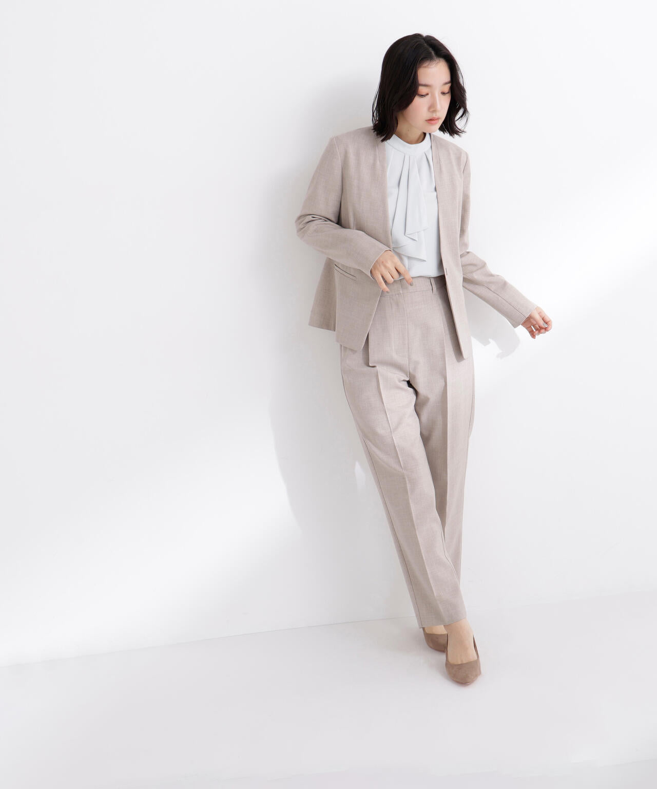 【美品】 ナチュラルビューティーベーシック ノーカラーセットアップ L リネンライク SETUP ノーカラージャケット | NATURAL BEAUTY BASIC