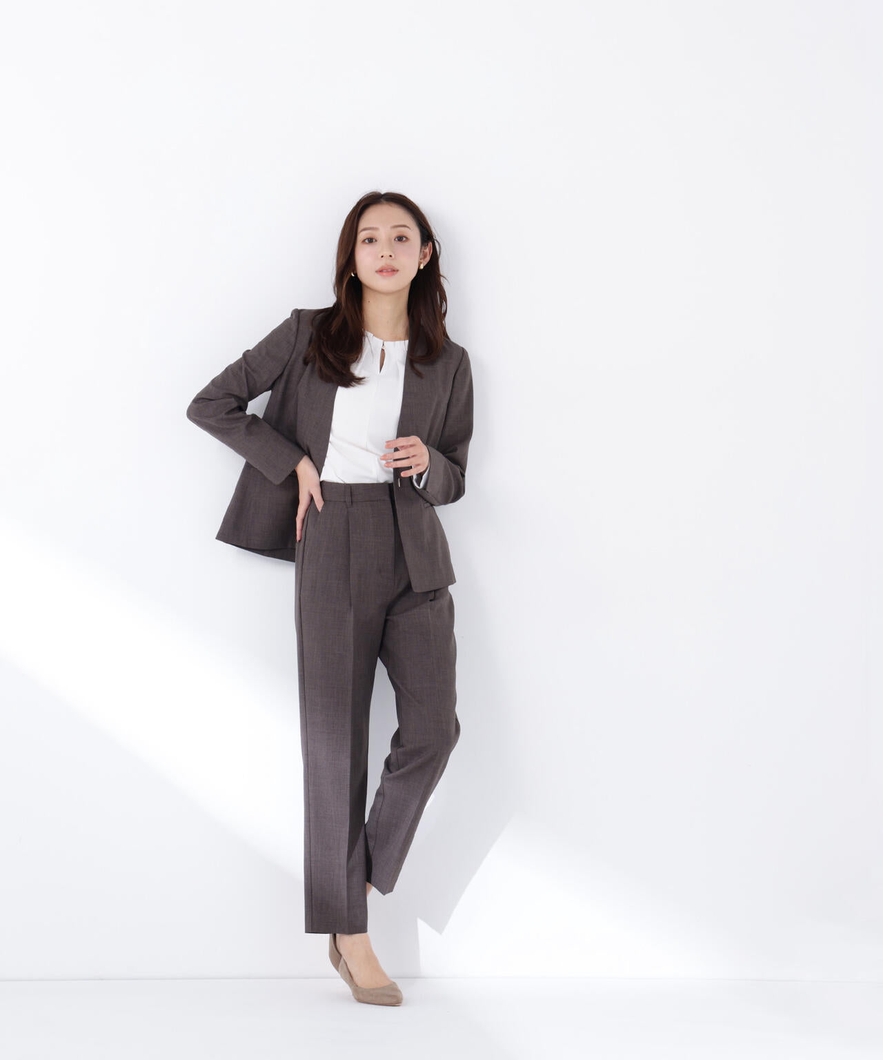 NATURAL BEAUTY BASIC ノーカラージャケット パンツスーツ M NATURAL BEAUTY BASICスーツ❤️ ナチュラルビューティベーシック ノー