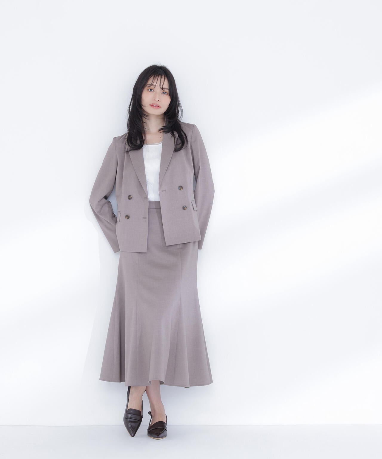 yui様交渉中シルキーツイル ・ベージュとノーラペルライトグレースーツ2セット ルイルエブティック RUIRUE BOUTIQUE 選べる6タイプ洗える