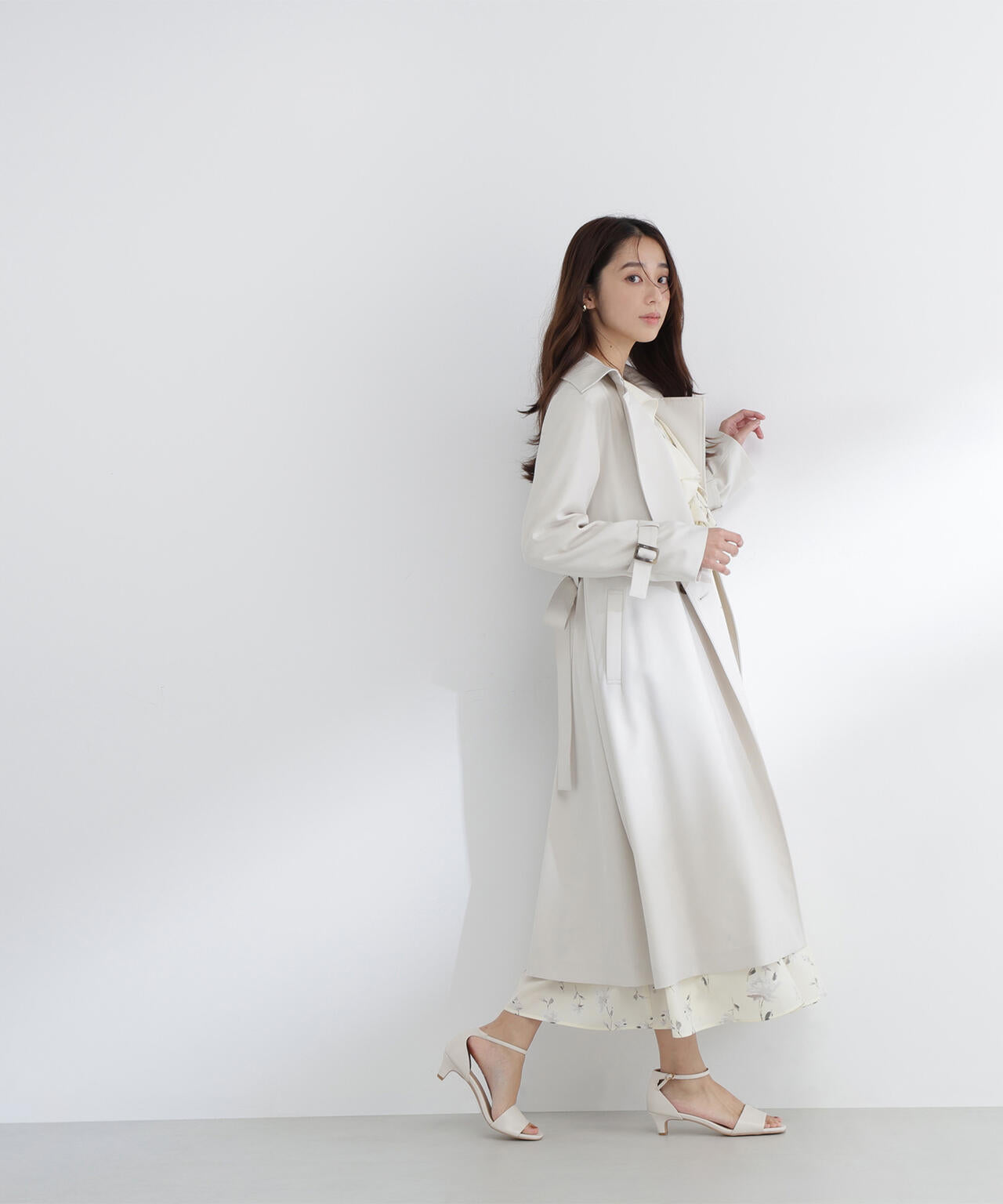 パウダーツイルトレンチコート