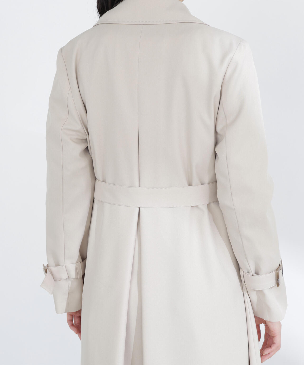 パウダーツイルトレンチコート