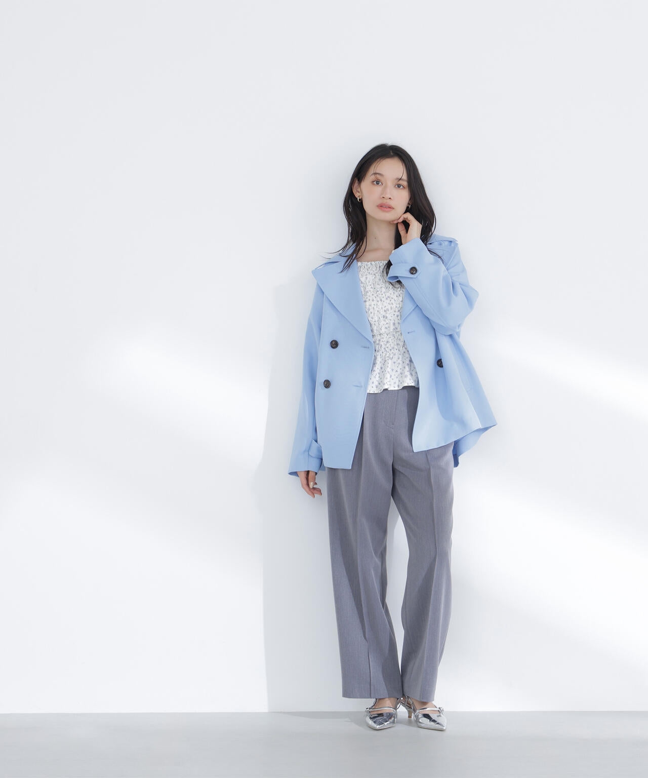 ハーフトレンチコート