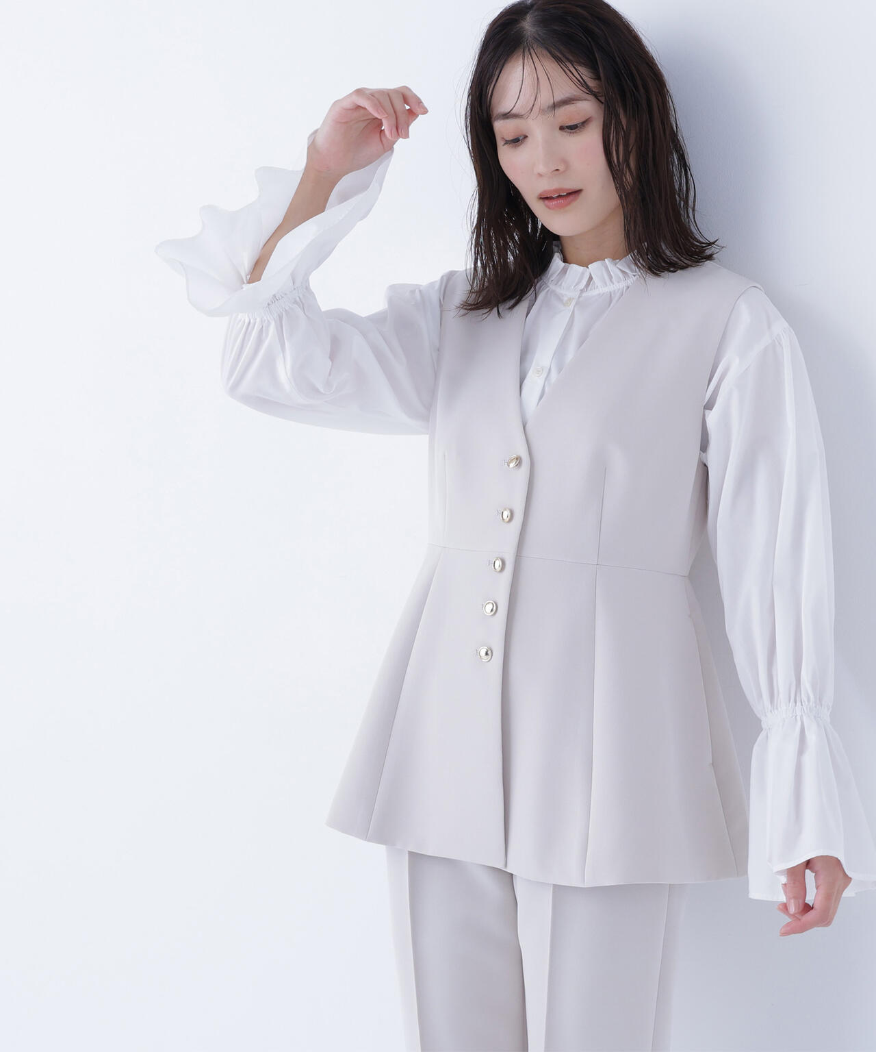 フロントボタンペプラムジレ SETUP