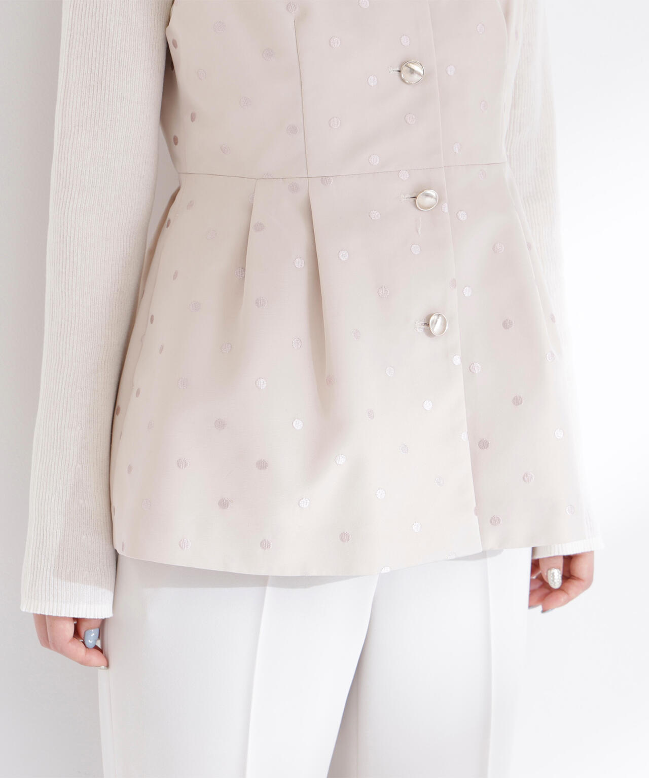 ドットペプラムジレ