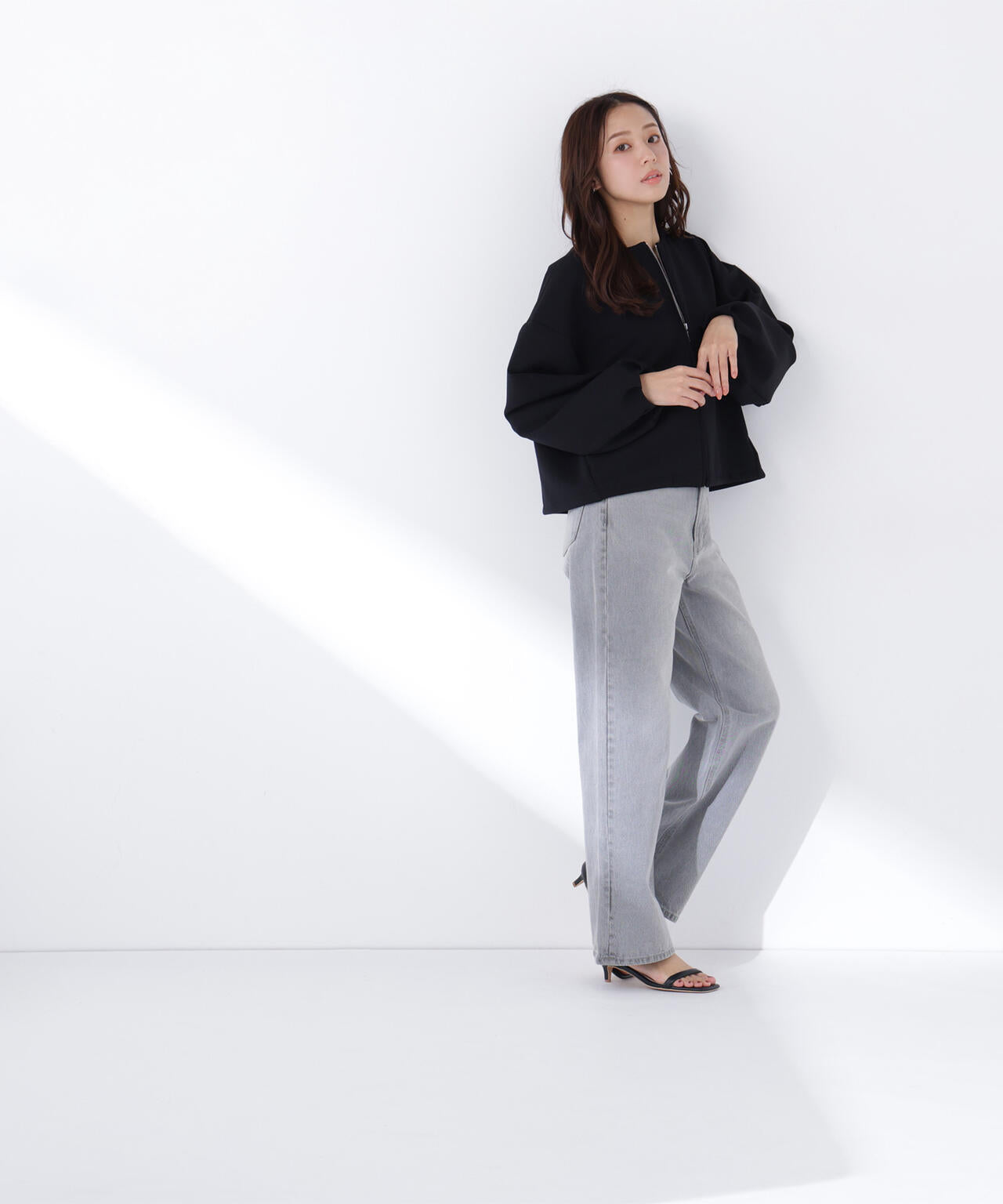 ノーカラーダンボールブルゾン | NATURAL BEAUTY BASIC（ナチュラル