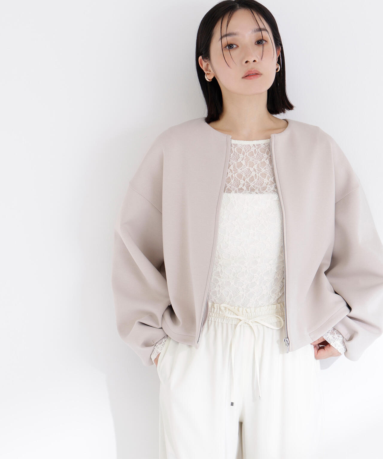 NATURAL BEAUTY BASIC 〈新品〉ノーカラーダンボールブルゾン ノーカラーダンボールブルゾン | NATURAL BEAUTY BASIC（ナチュラル