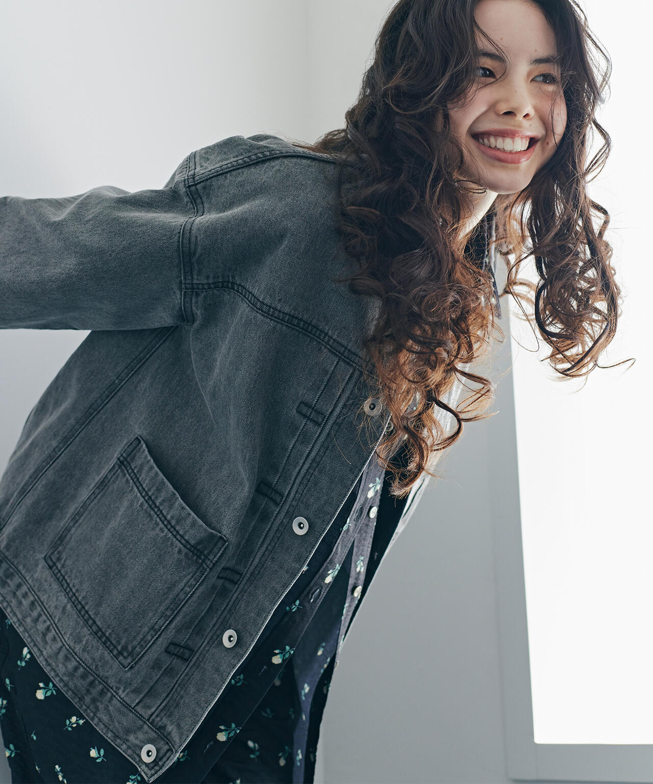 【一部店舗・mix.tokyo 限定カラー：オフホワイト】オーバーデニムブルゾン