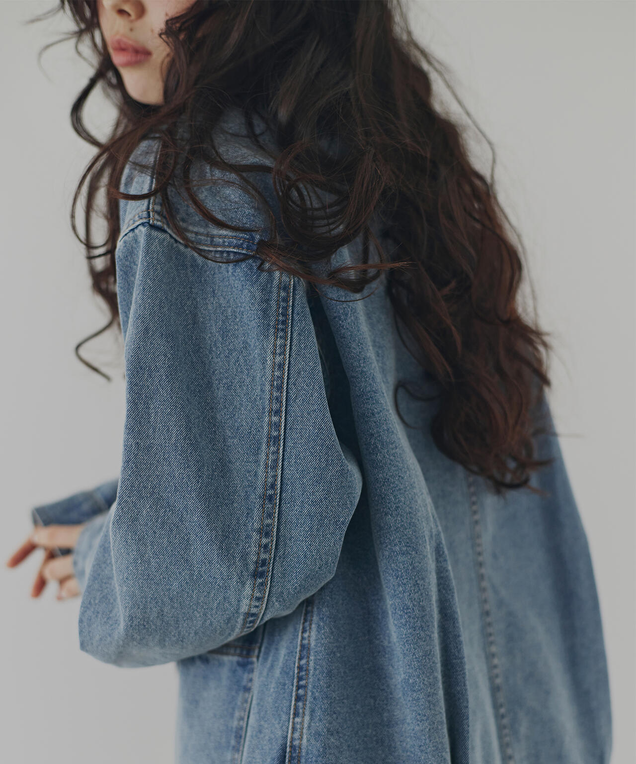 【一部店舗・mix.tokyo 限定カラー：オフホワイト】オーバーデニムブルゾン