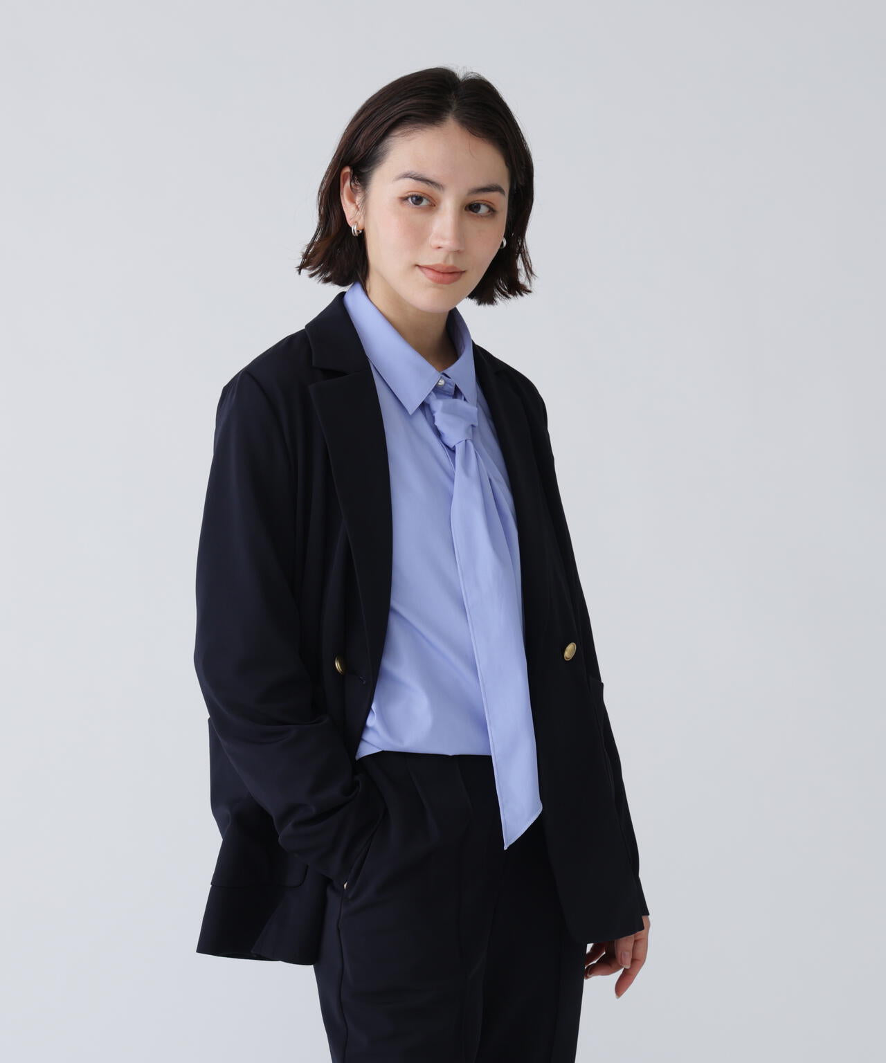 極美品 セオリー 36 28 セットアップ ジャージー素材 洗える 紺 365ユーティリティ】洗えてシワになりづらい楽ちんキレイ見え