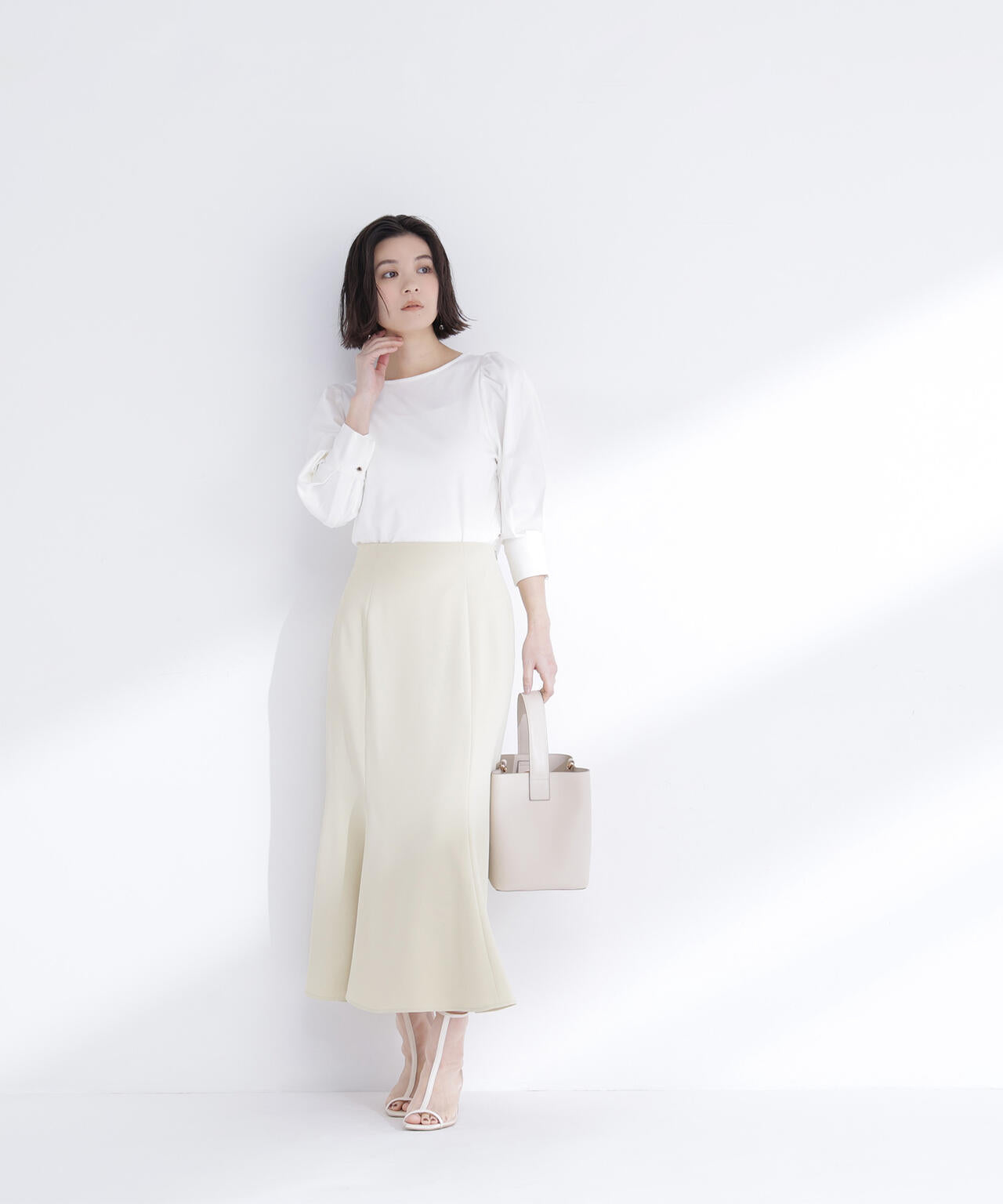 パフスリーブカットソートップス