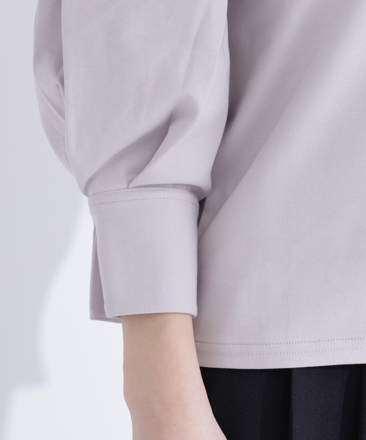 パフスリーブカットソートップス